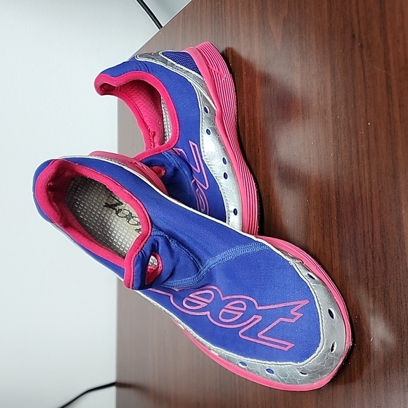 Zoot 7 slip on laceless tennis shoes - Picture 1 of 4